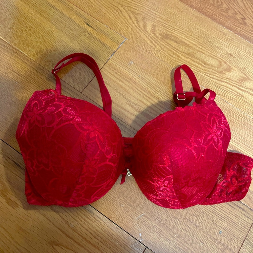 Lacey bra